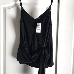 NWT Woman’s INC International Concept’s Tie Front Top